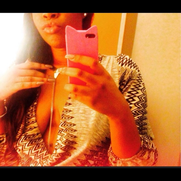 Boutique Printed Short Romper - Picture 5 of 5